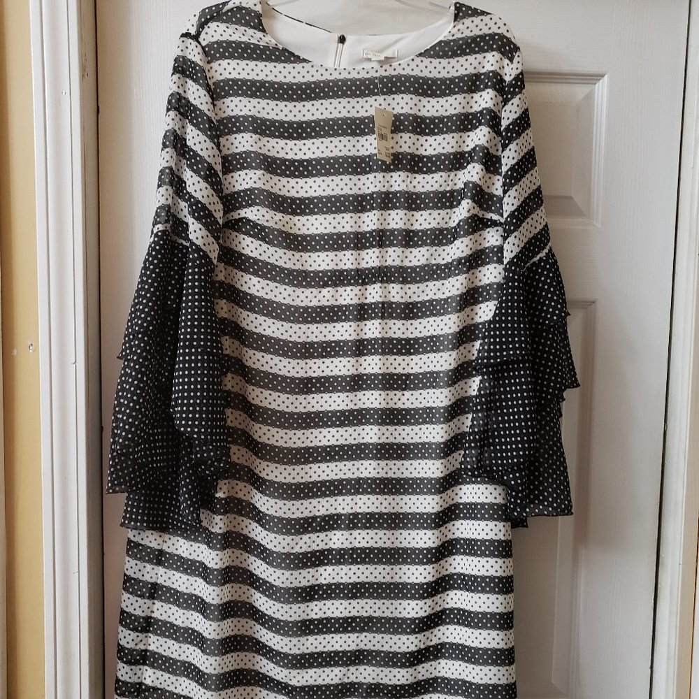 FUN, FLIRTY POLKA DOT DRESS WITH LARGE BELL SLEVES